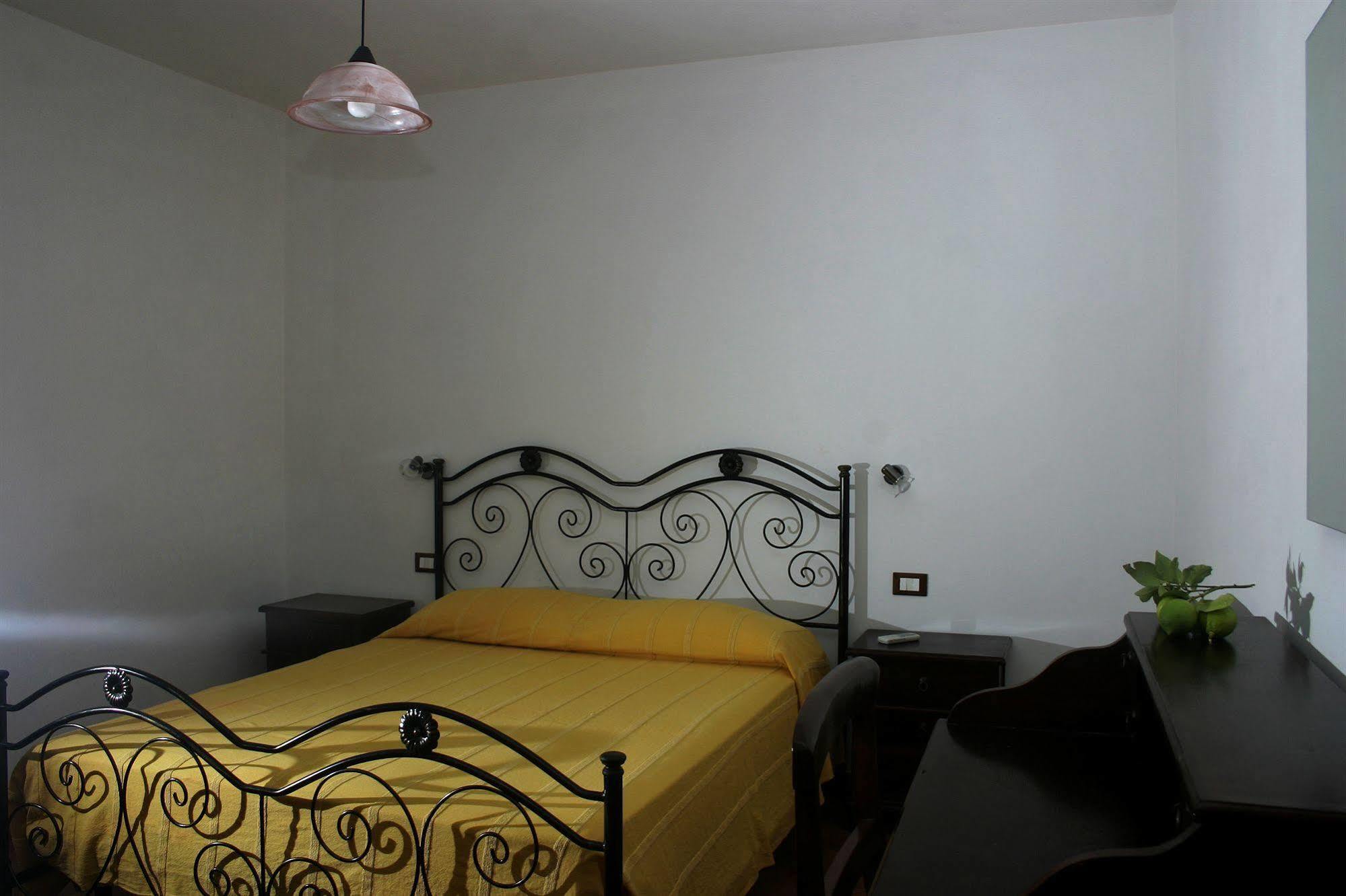 Villa Saraceno Città di Lipari Esterno foto