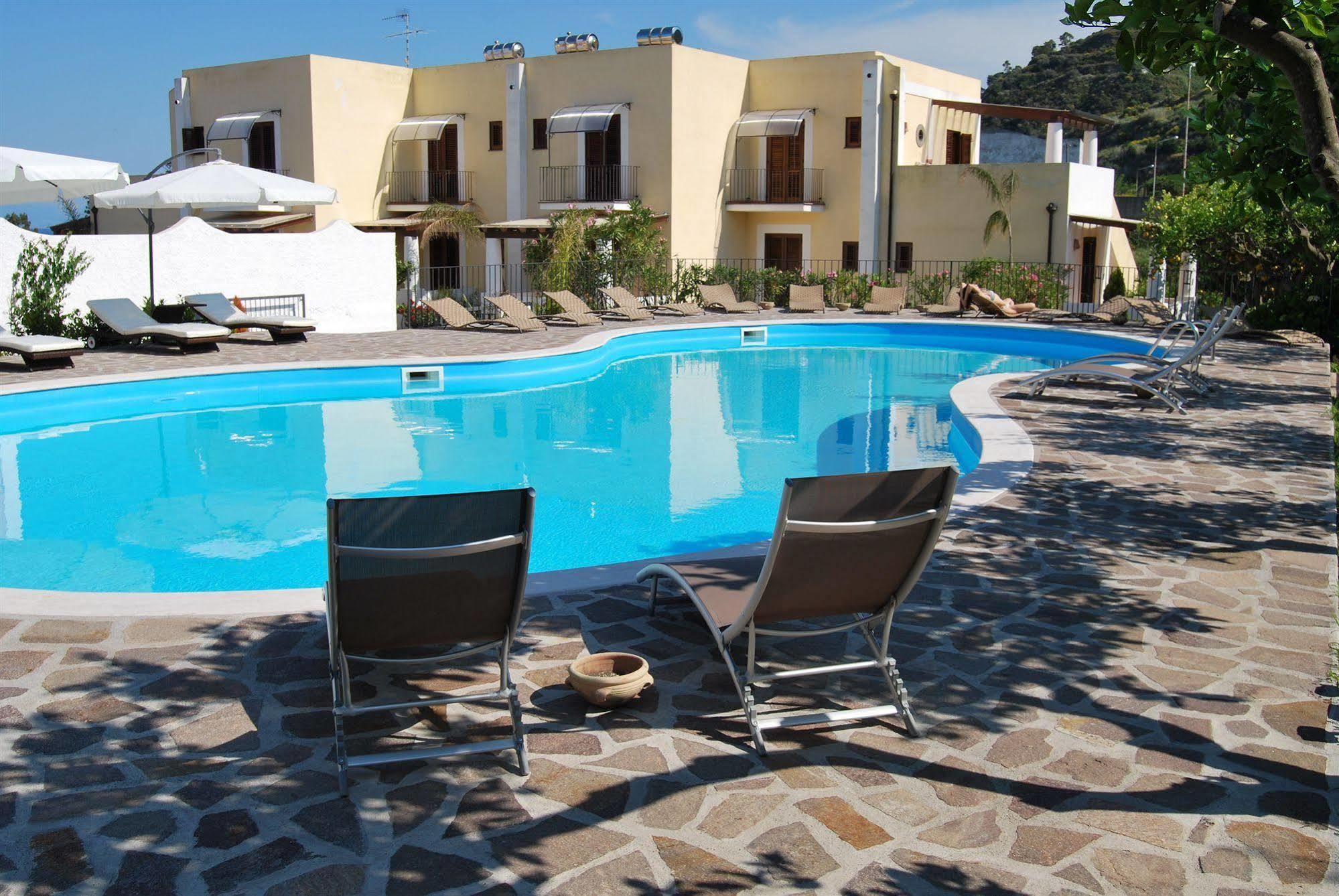 Villa Saraceno Città di Lipari Esterno foto